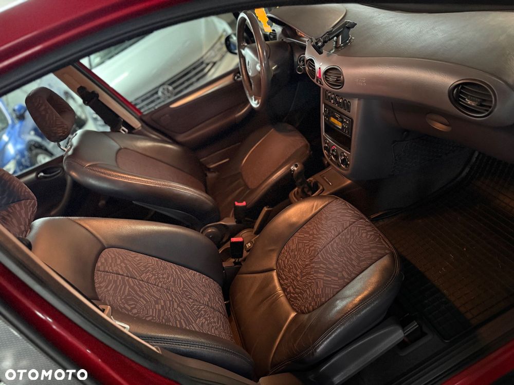 Mercedes-Benz Klasa A 160 Avantgarde - 9