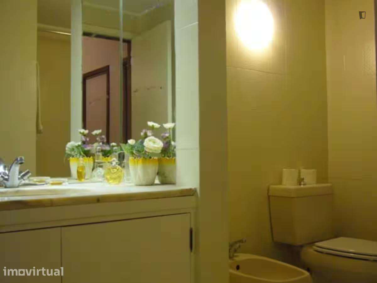 Apartamento com 3 quartos - localizado em São Cosme Porto - Grande imagem: 3/13
