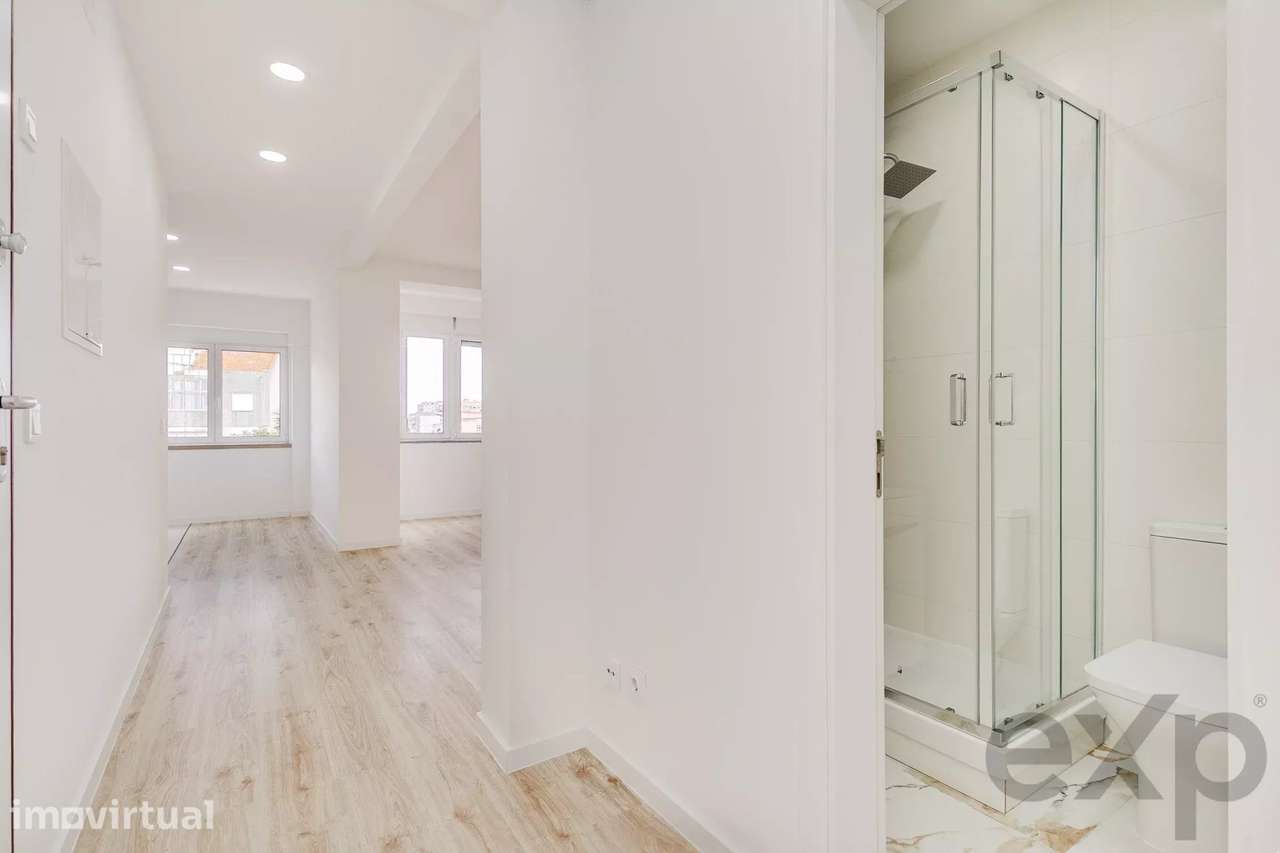 T2 com Suite | Totalmente Renovado | Av. Jaime Cortesão, Setúbal - Grande imagem: 2/30