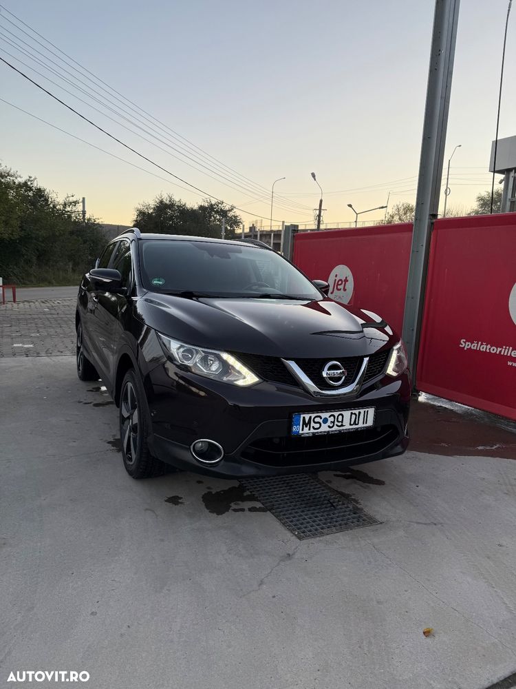 Nissan Qashqai 1.6 DCI Start/Stop Tekna - 1