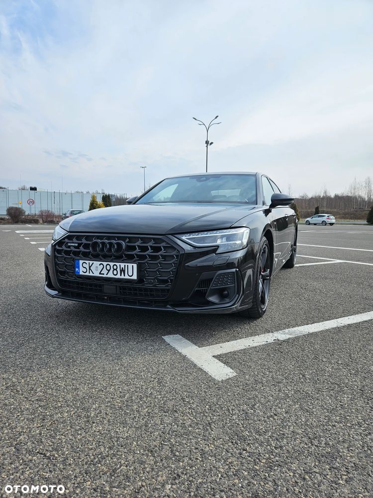 Audi A8 - 1