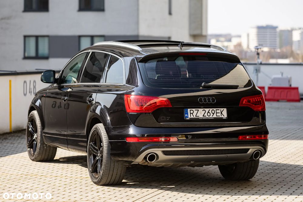 Audi Q7 3.0 TDI DPF clean diesel Quattro Tiptronic - 11