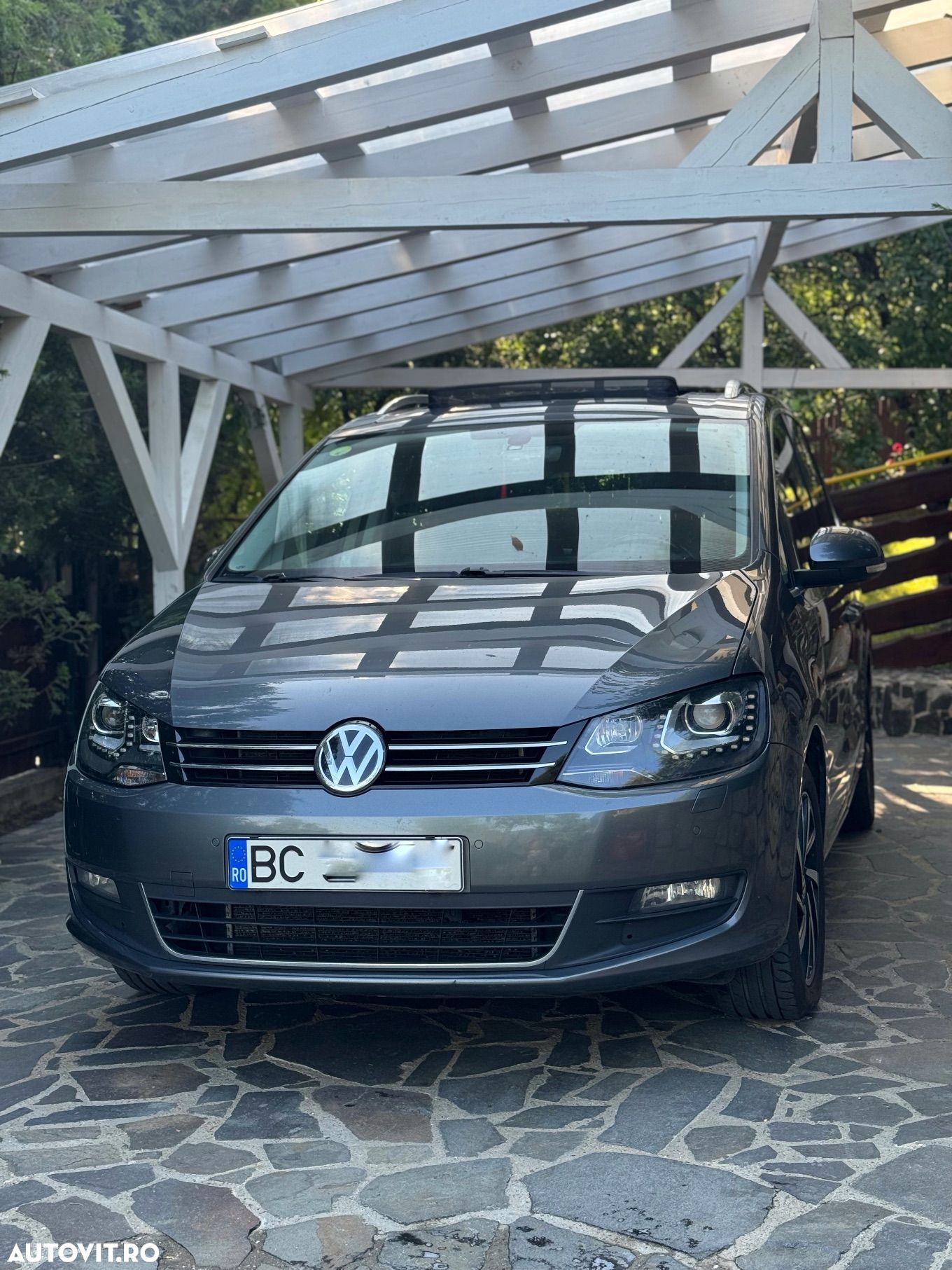 Volkswagen Sharan 2.0 TDI DSG (BlueMotion Technology) Highline - 1
