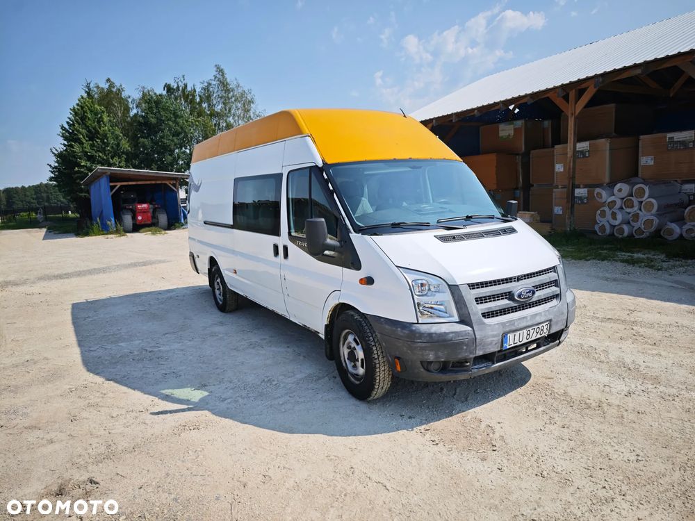 Ford Transit - 1
