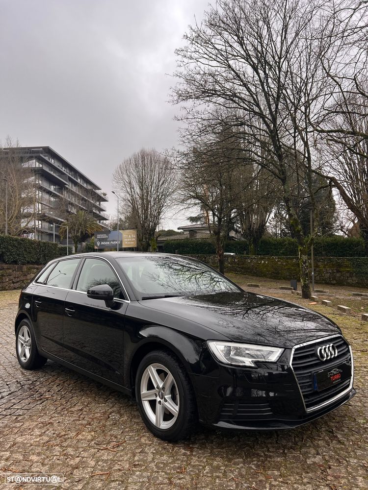 Audi A3 1.6 TDI S-line S tronic - 4