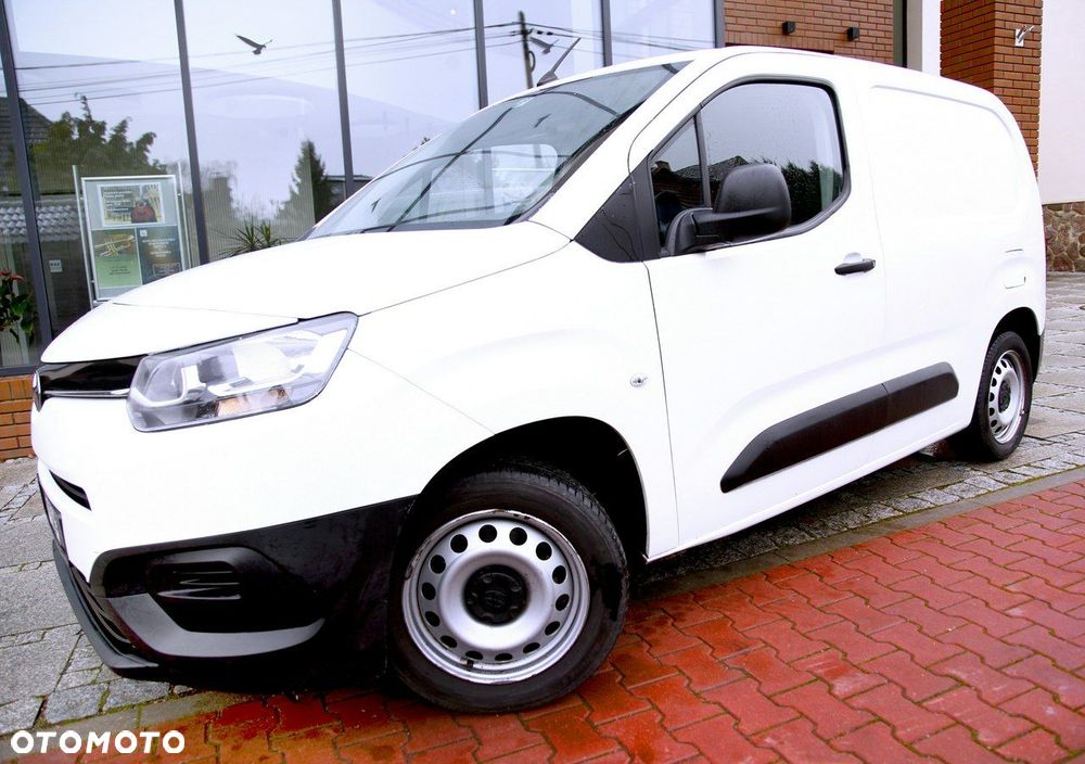 Toyota Proace City - 32