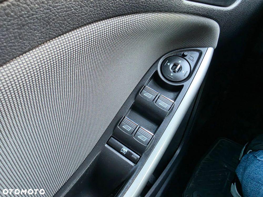 Ford Focus - 18