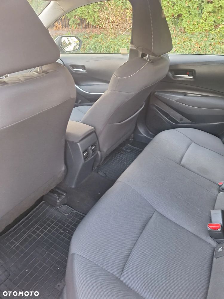 Toyota Corolla - 9