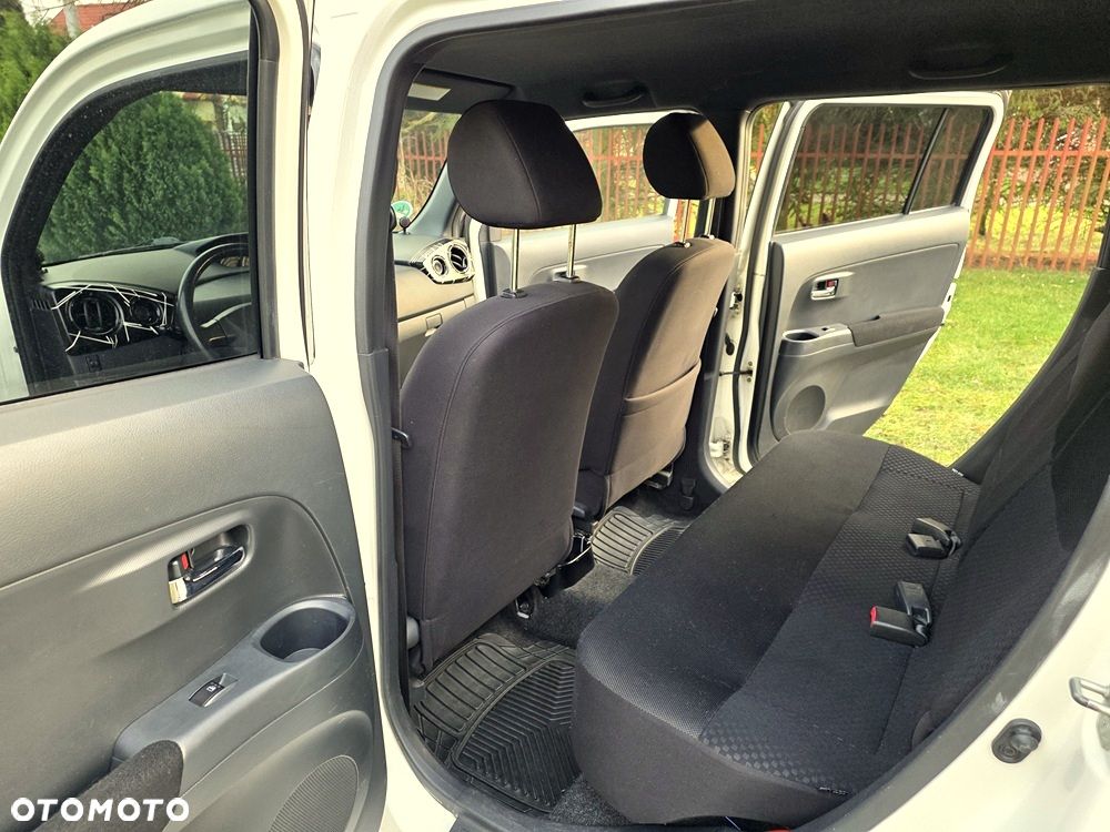 Daihatsu Materia 1.5 - 26