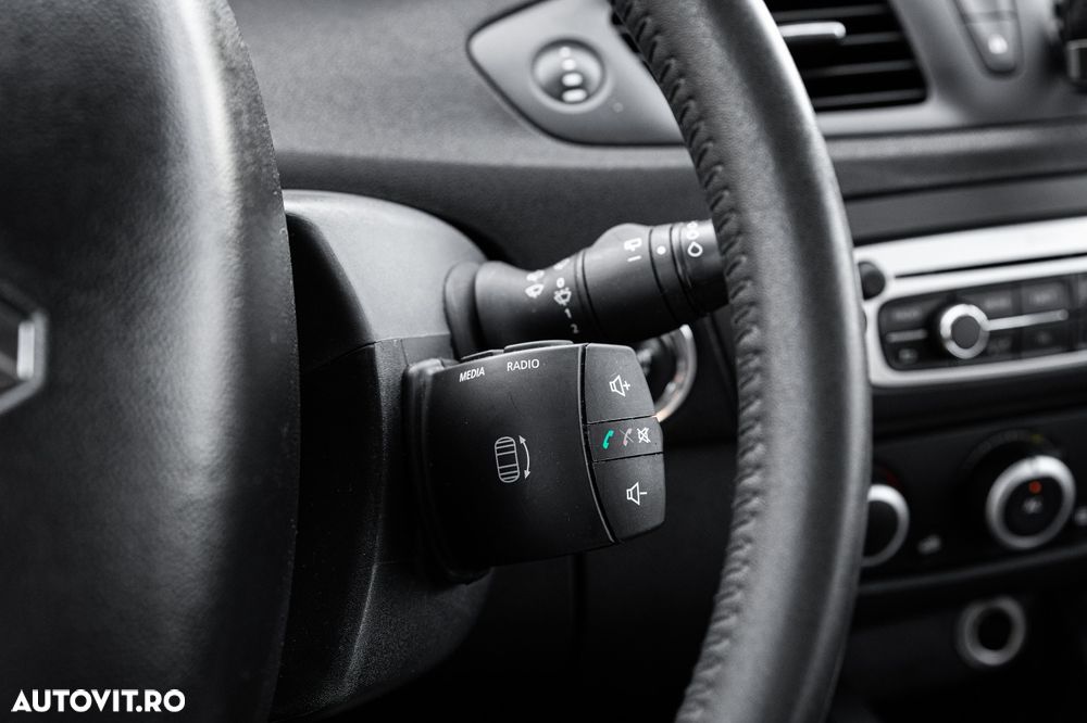 Renault Grand Scenic dCi 110 EDC Bose Edition - 10