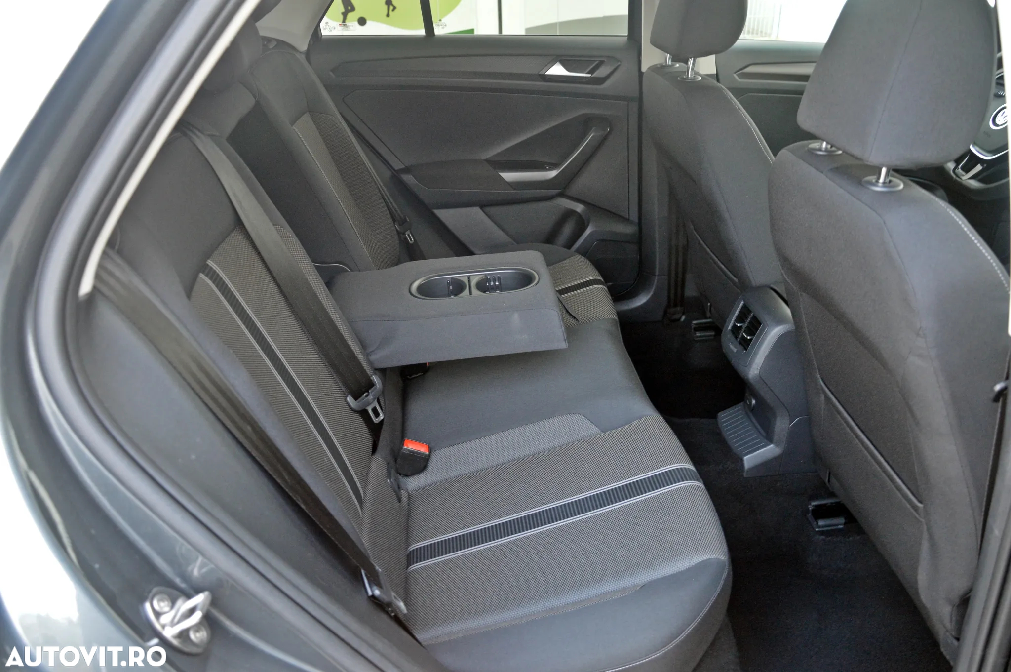 Volkswagen T-ROC 2.0 TDI DSG Style - 6