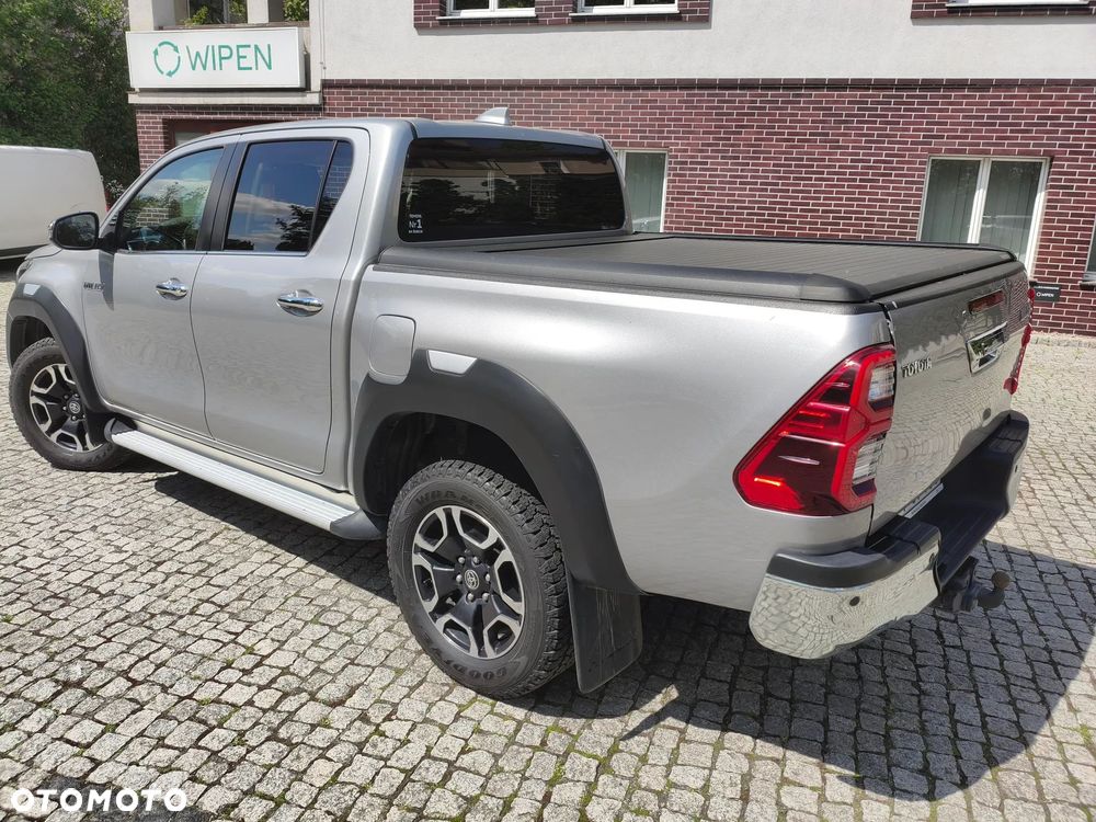 Toyota Hilux 2.8 D-4D Double Cab SR5 4x4 - 4