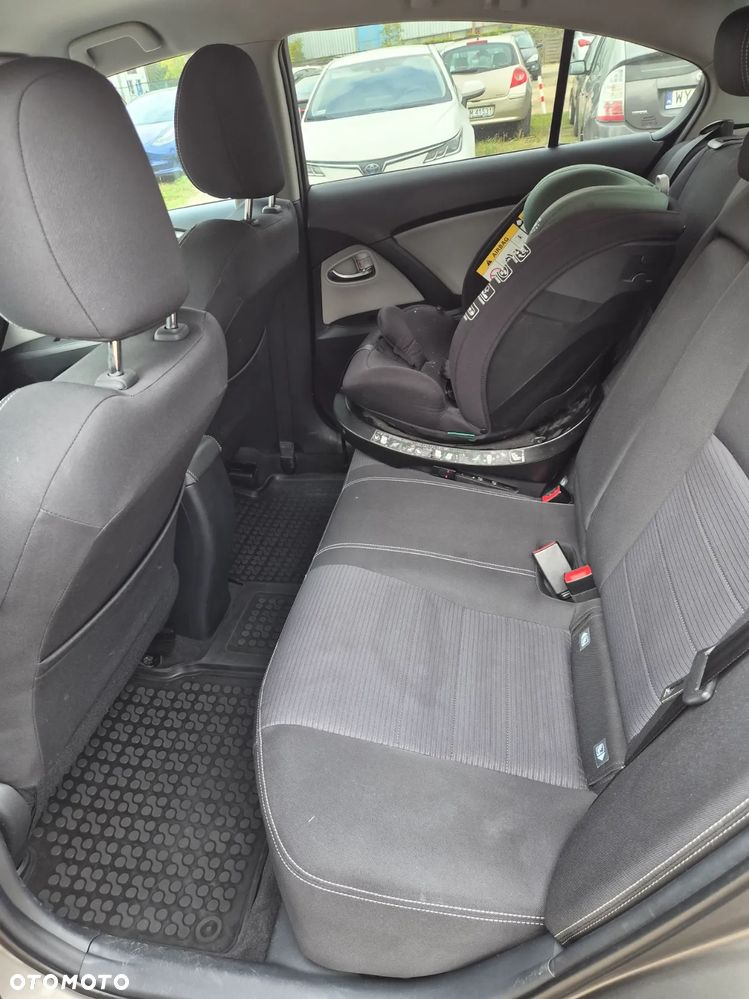 Toyota Avensis 2.0 D-4D Prestige - 6