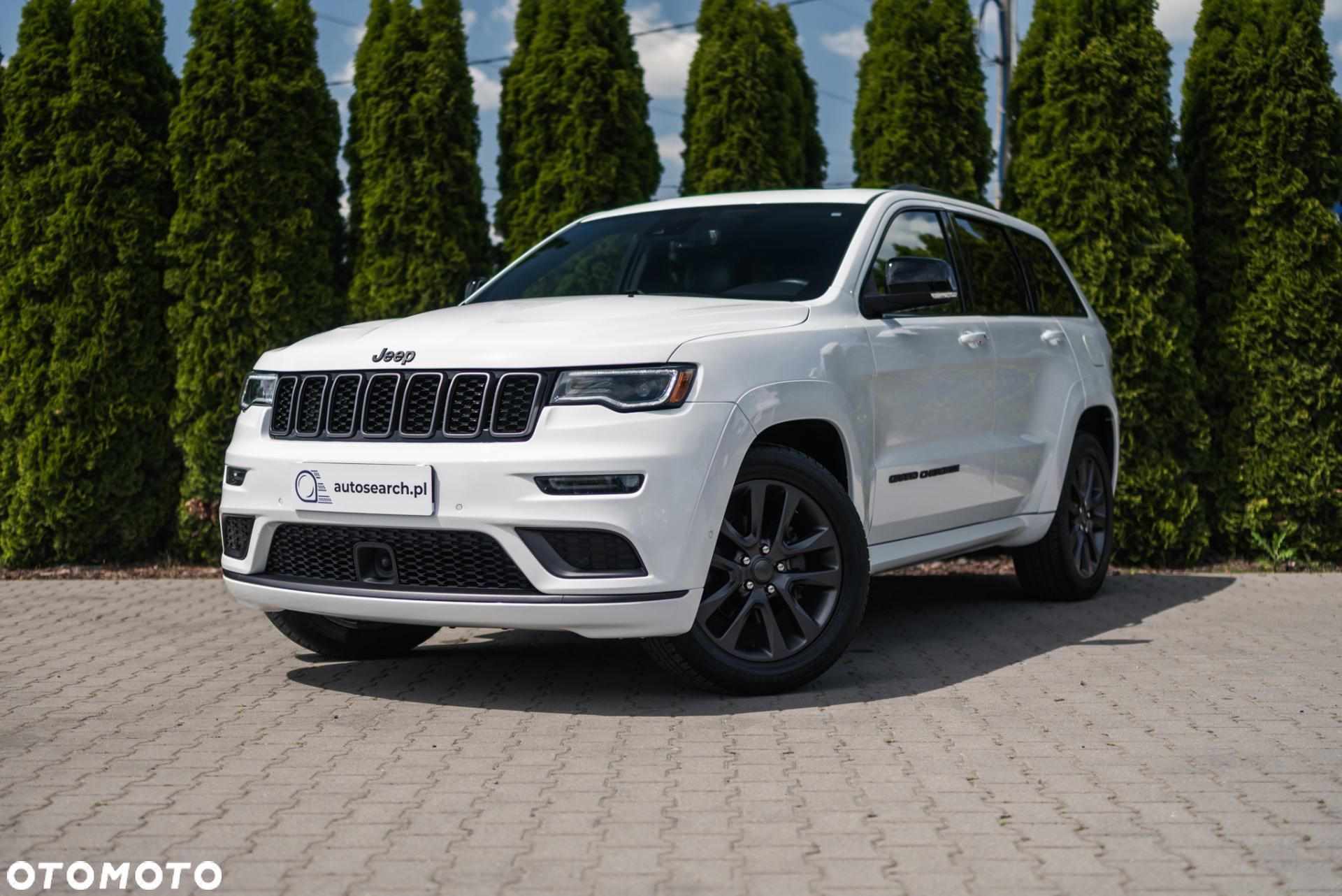 Jeep Grand Cherokee - 1