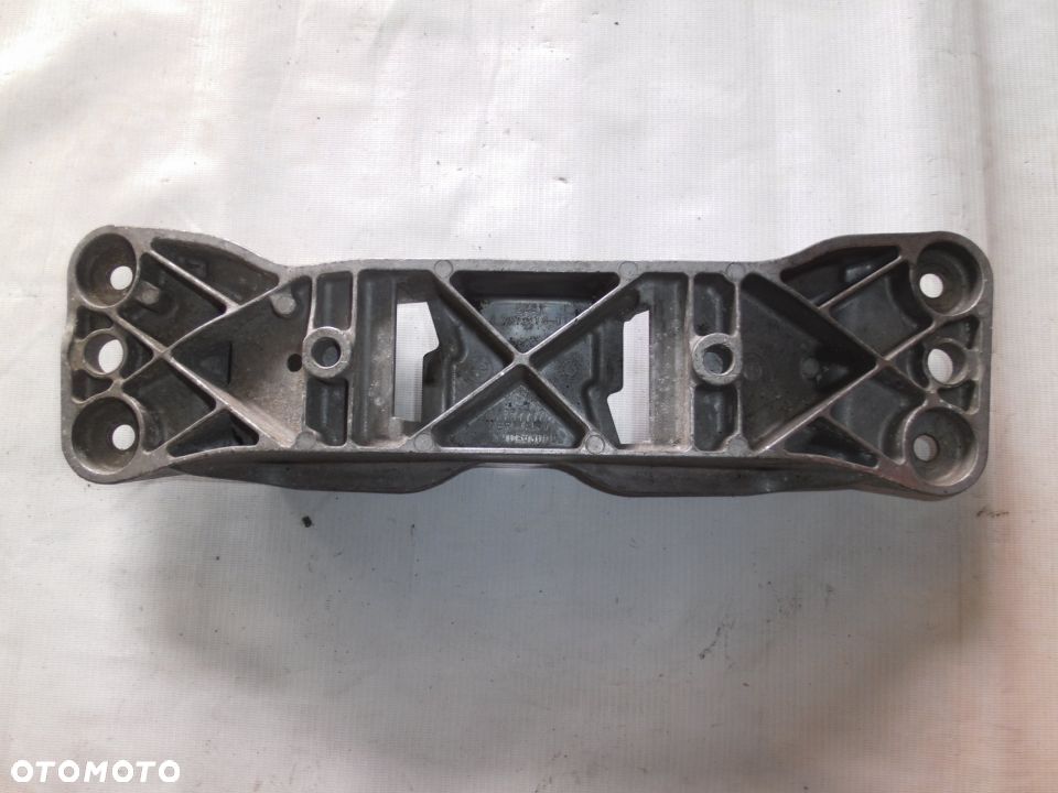 BMW E60 E61 ŁAPA SKRZYNI N52 N53 6767914 - 1