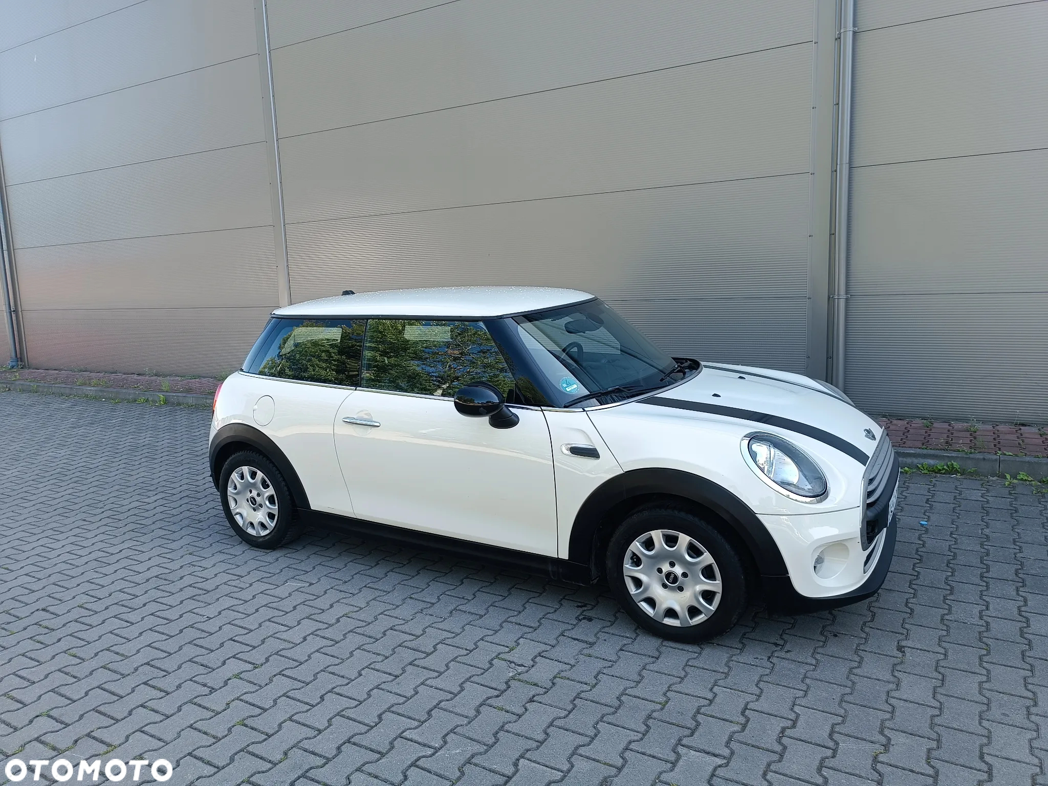 MINI ONE Standard - 5