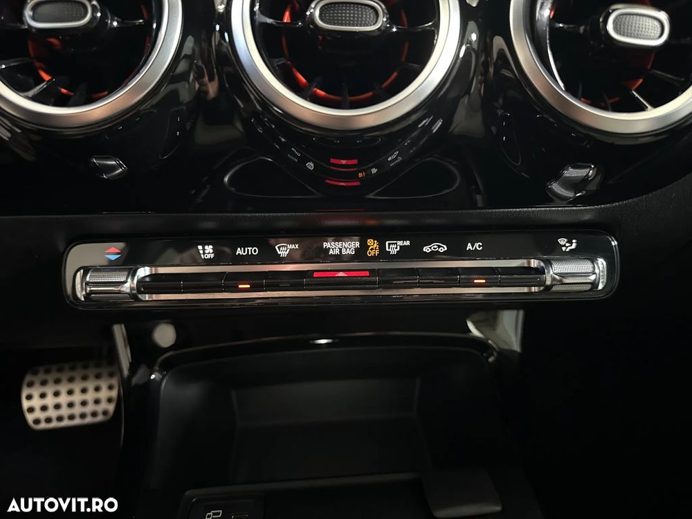 Mercedes-Benz A 200 7G-DCT - 19
