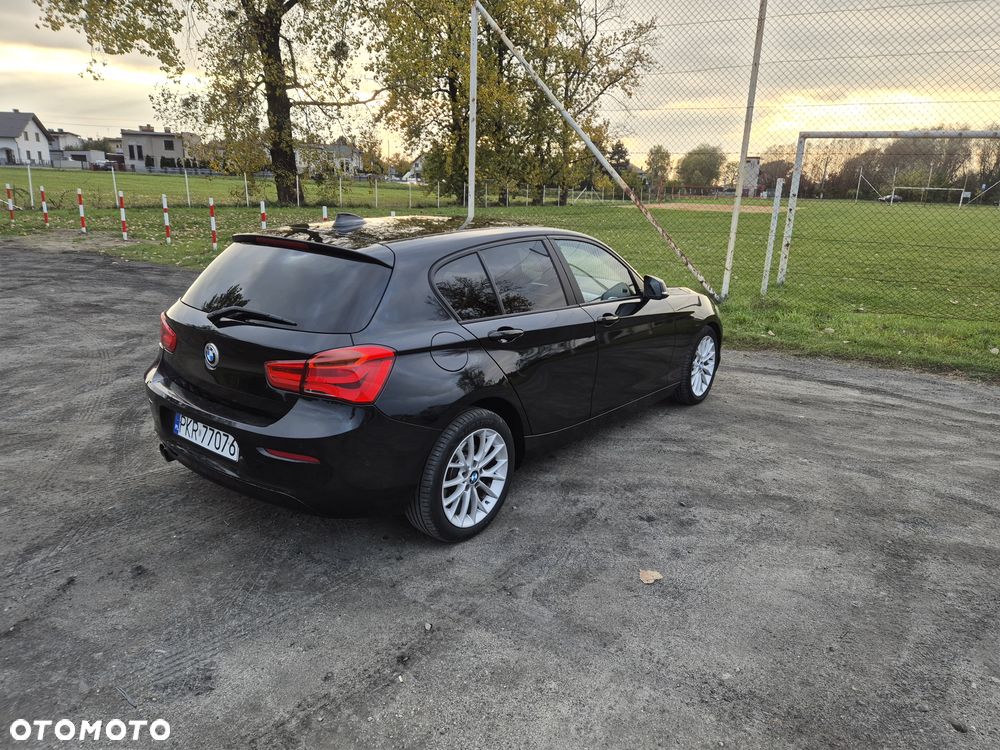 BMW Seria 1 120i GPF Urban Line - 5