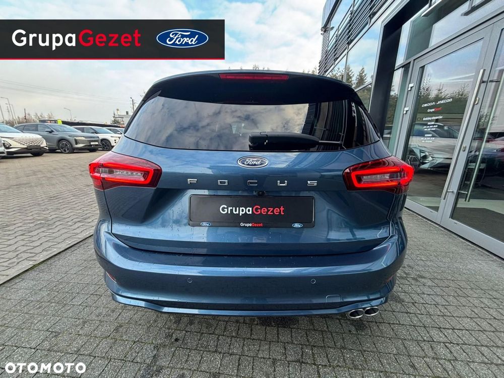 Ford Focus SW - 14