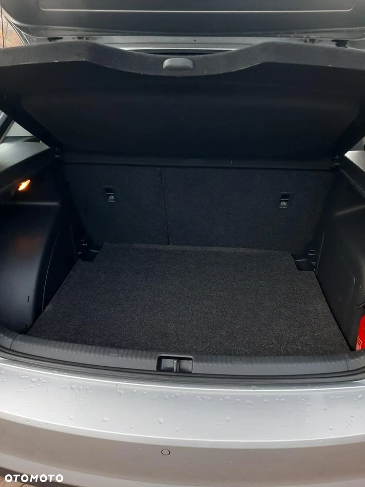 Skoda RAPID 1.6 TDI DPF Style - 7