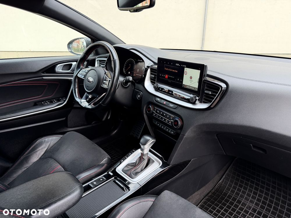 Kia ProCeed - 21