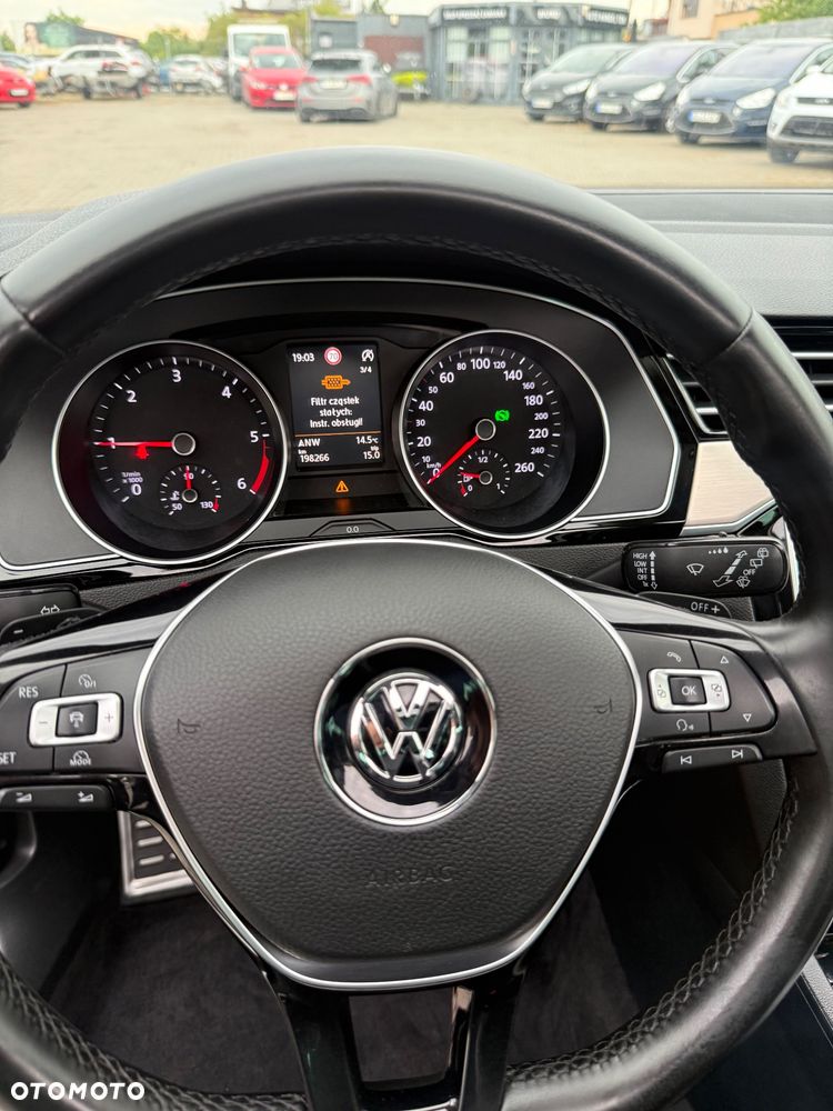 Volkswagen Passat 2.0 TDI SCR 4Motion DDG Highline - 7