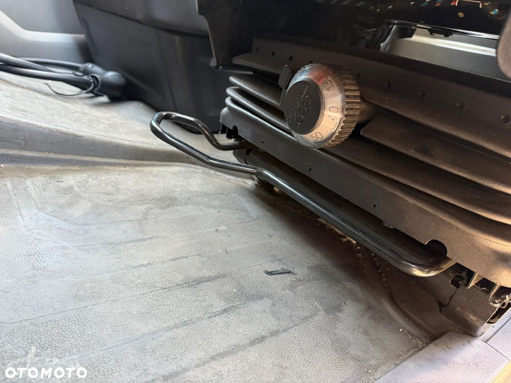 Volkswagen E-CRAFTER - 39