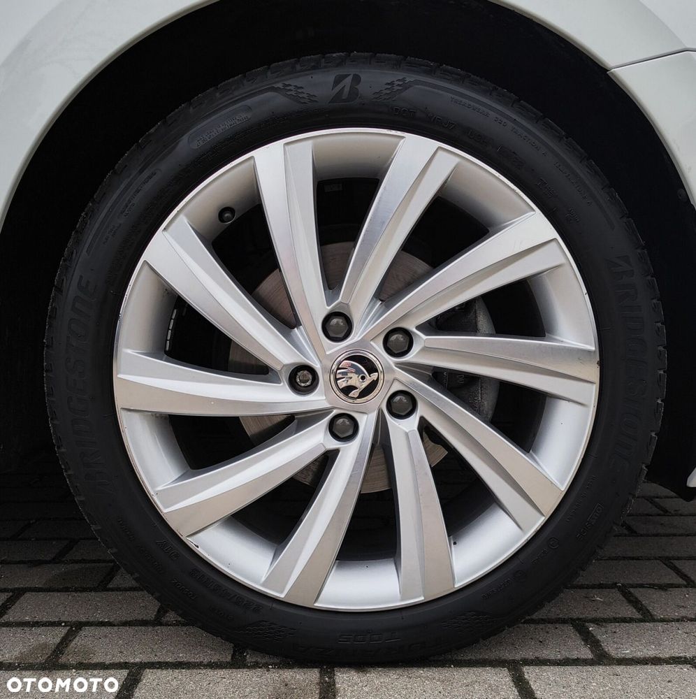 Skoda Octavia 2.0 TDI Style DSG - 29