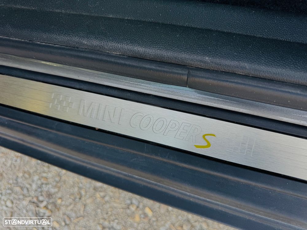 MINI Countryman Cooper SE ALL4 Auto - 44
