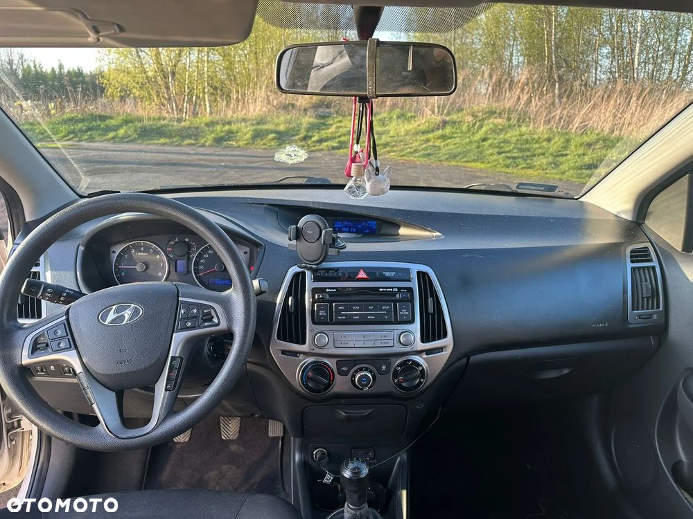 Hyundai i20 1.25 Comfort - 12