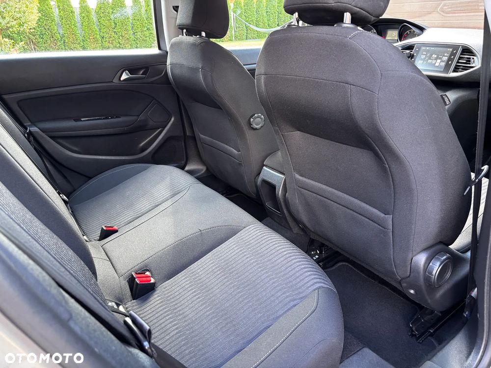 Peugeot 308 1.6 THP Access - 17