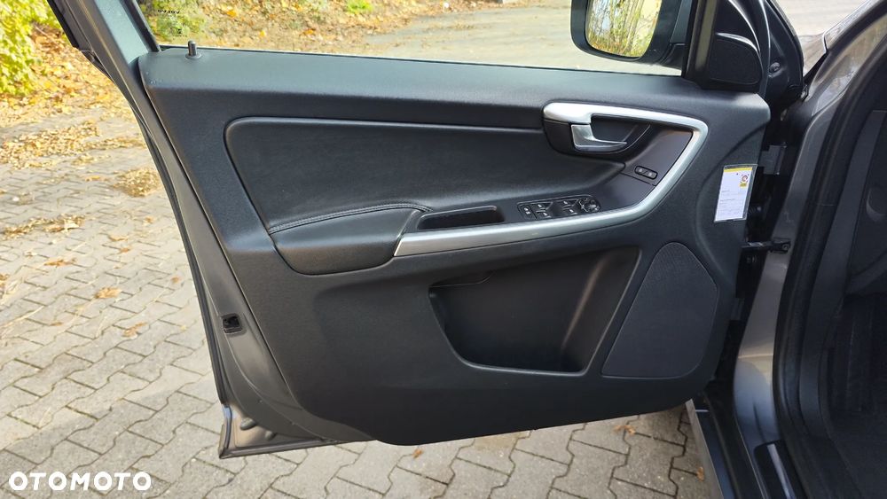 Volvo XC 60 D3 Summum - 18