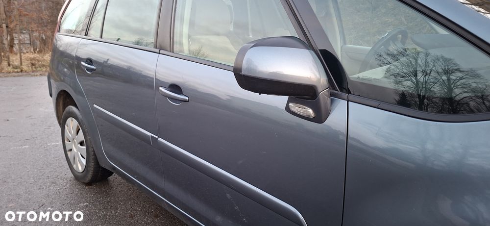 Citroën C4 Grand Picasso - 11