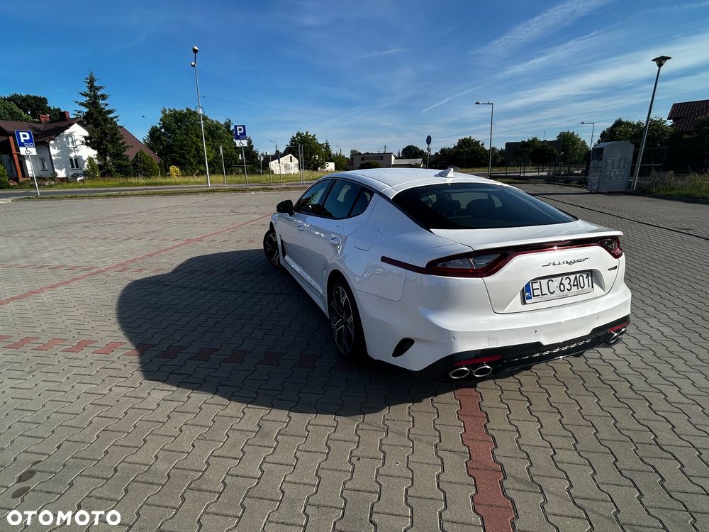Kia Stinger 2.0 T-GDI GT Line - 4