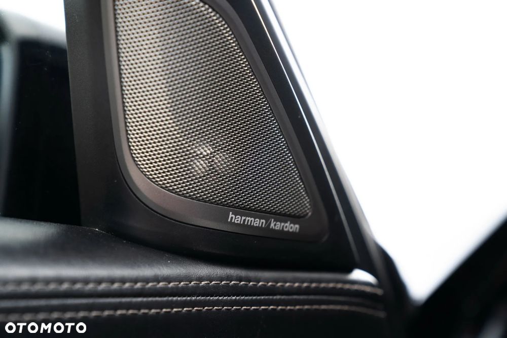 BMW Seria 7 740Li - 17