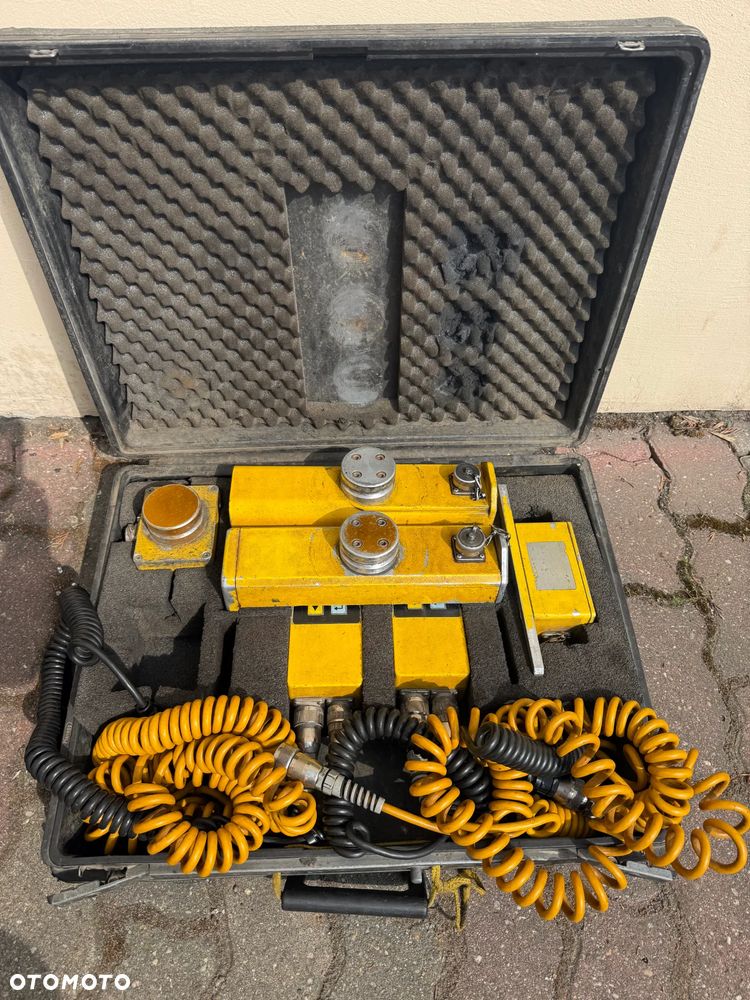 Bomag BF 600 C - 10