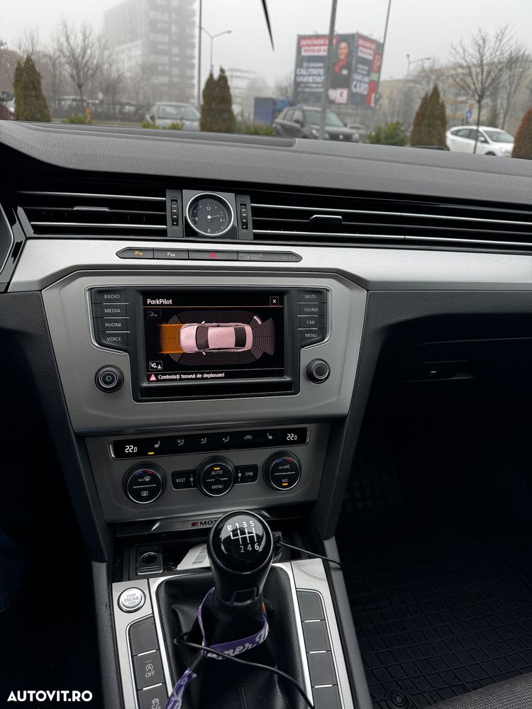 Volkswagen Passat 2.0 TDI 4Motion Comfortline - 31