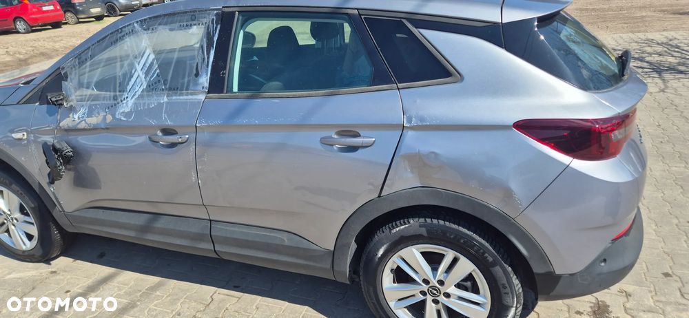 Opel Grandland - 11