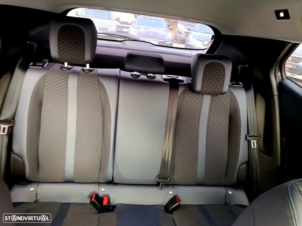 Peugeot 2008 PureTech 130 Allure Pack - 11