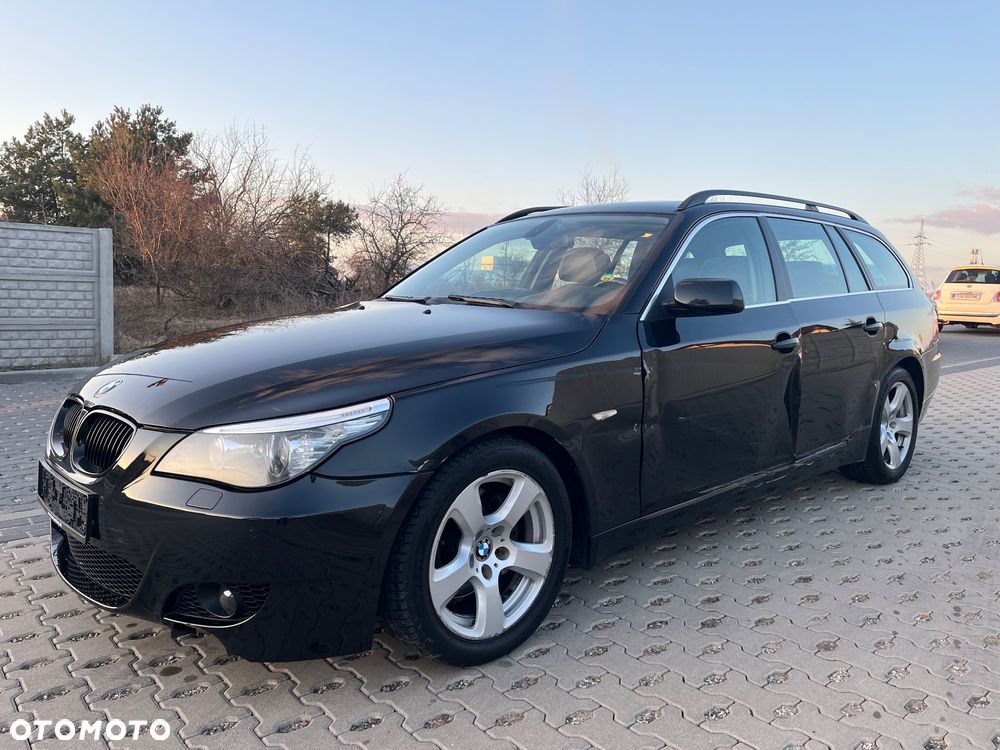BMW Seria 5 525d - 2