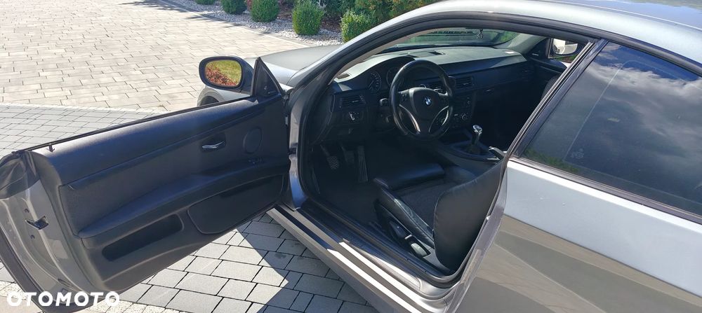 BMW Seria 3 320d DPF - 10