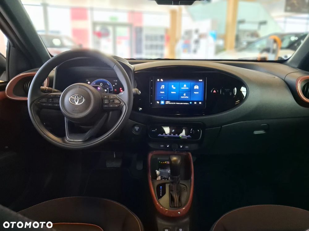 Toyota Aygo X Hybrid 1.5 Style e-CVT - 15