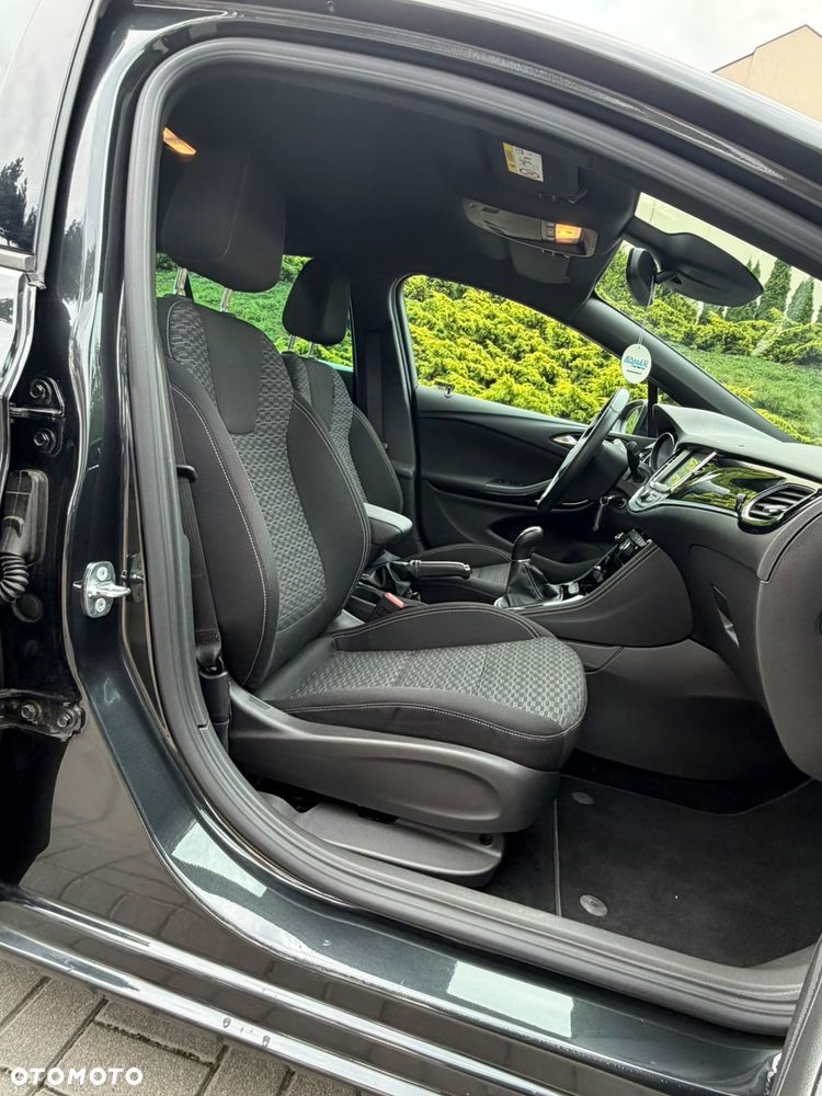 Opel Astra 1.4 Turbo Innovation - 21