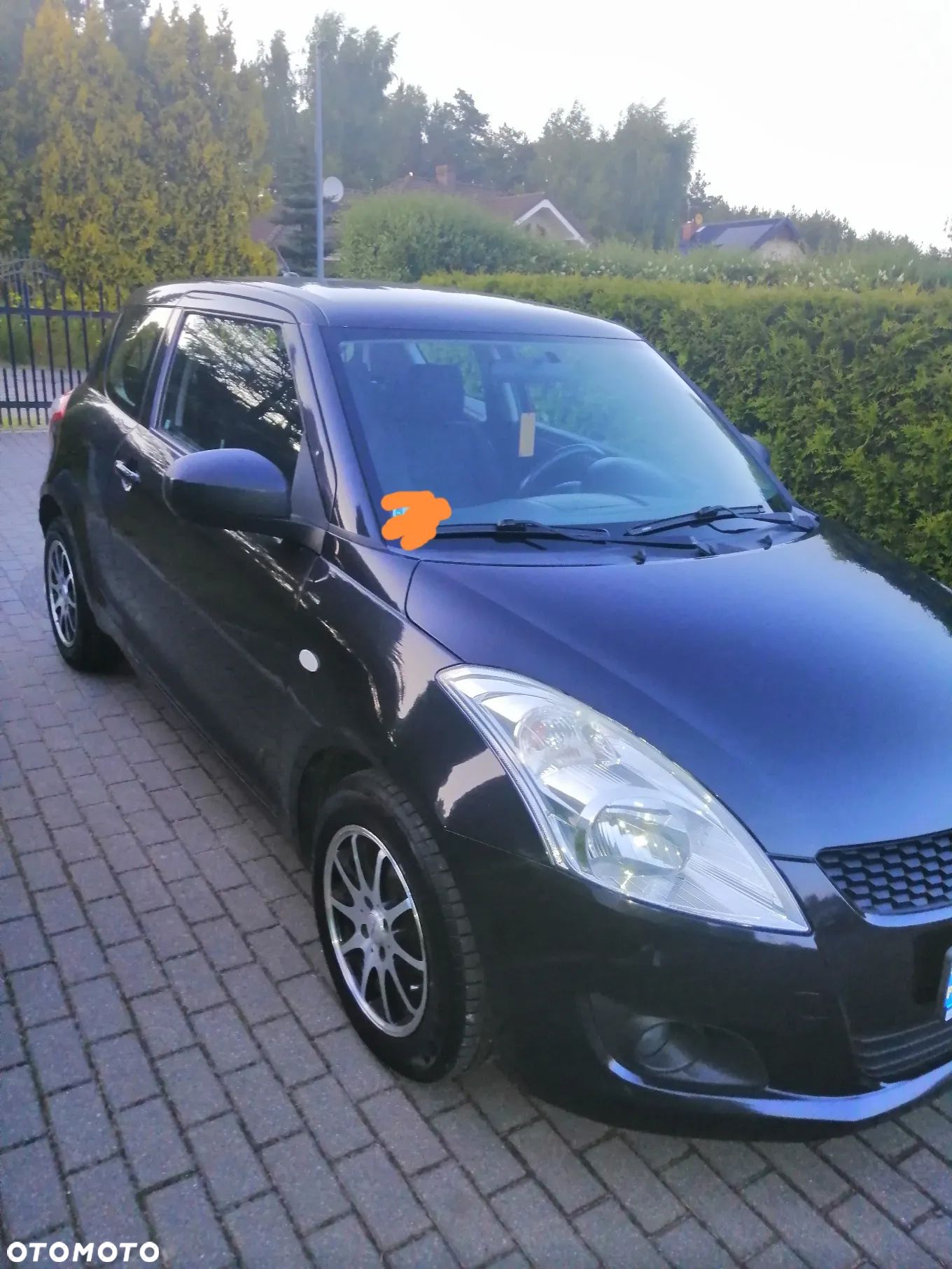 Suzuki Swift - 1
