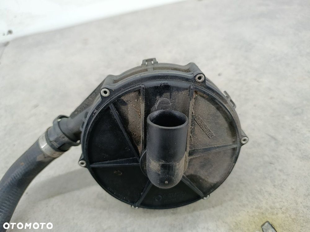 POMPA POWIETRZA WTÓRNEGO BMW 3 E46 72216676 72185275 PIERBURG 1.9 8V 318i - 5