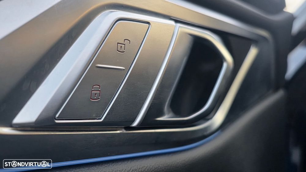 BMW i4 eDrive40 Pack Desportivo M - 29