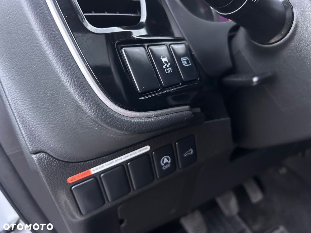Mitsubishi Outlander 2.2 DI-D 4WD Diamant Edition - 18