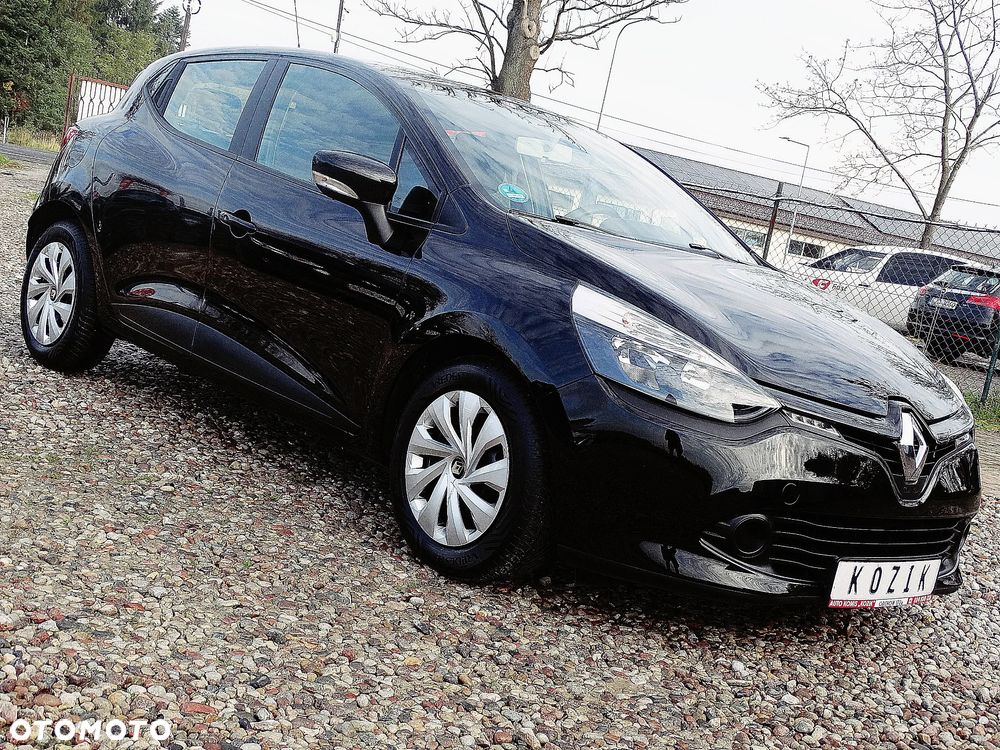 Renault Clio 1.2 16V 75 Life - 8