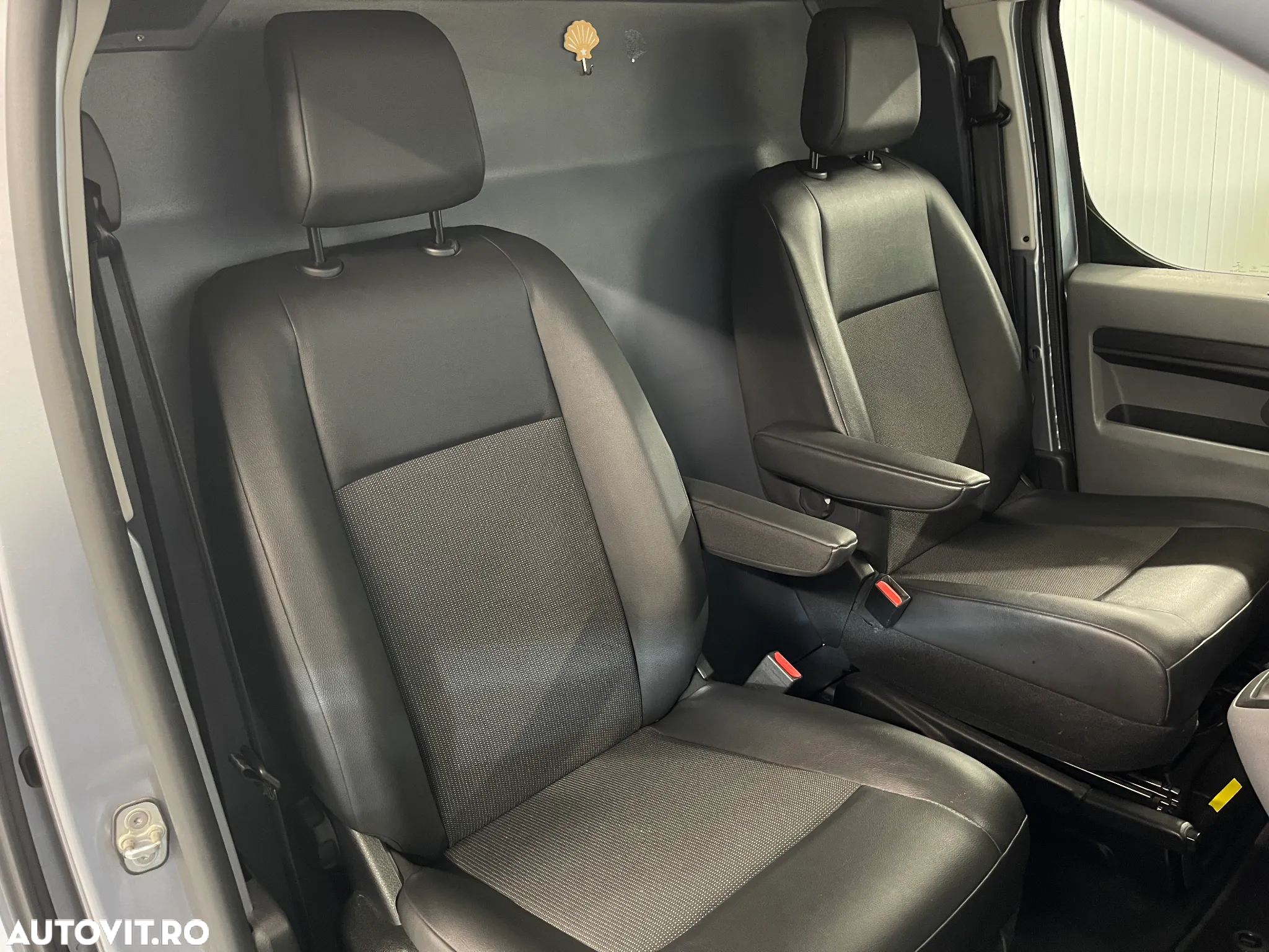 Peugeot Expert - 9