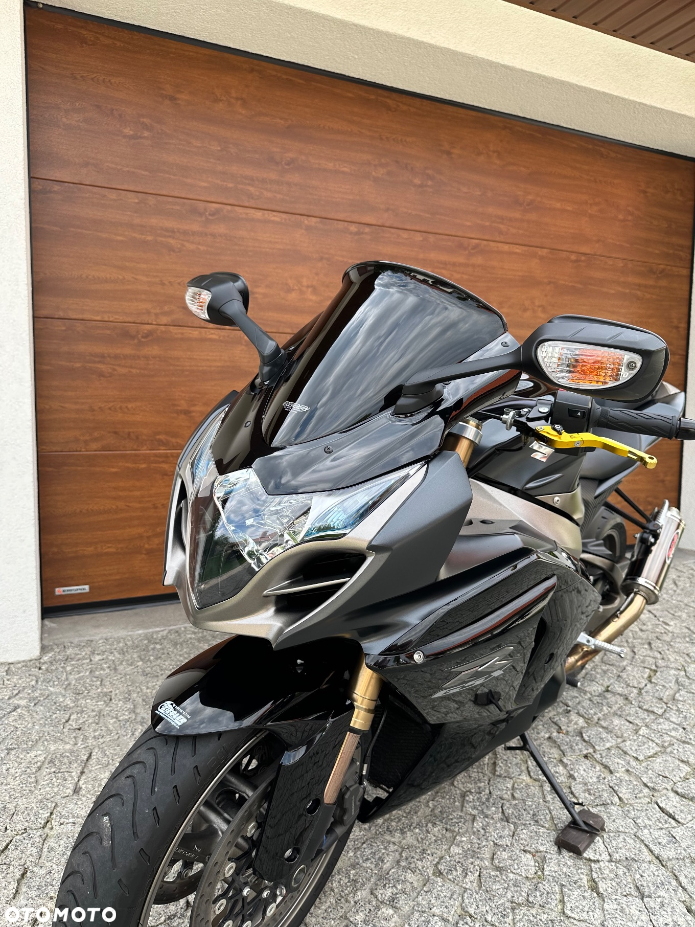 Suzuki GSX-R - 17
